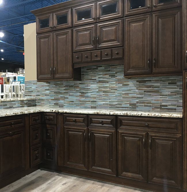 Backsplashes and Cabinets: Perfect Together!
