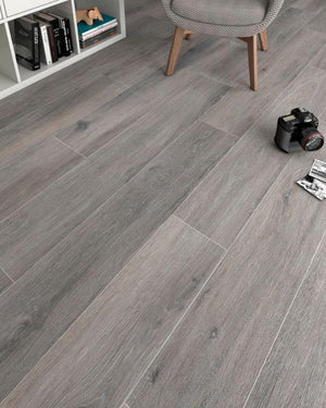 Viggo Ceniza 8x48 Baldosa de Porcelana Imitación Madera Roble Gris