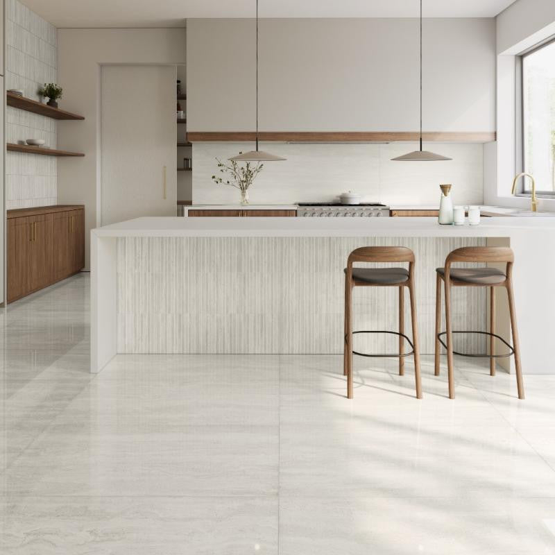 Baldosa de porcelana Aeterna Bianco de 12x24 con aspecto de mármol pulido