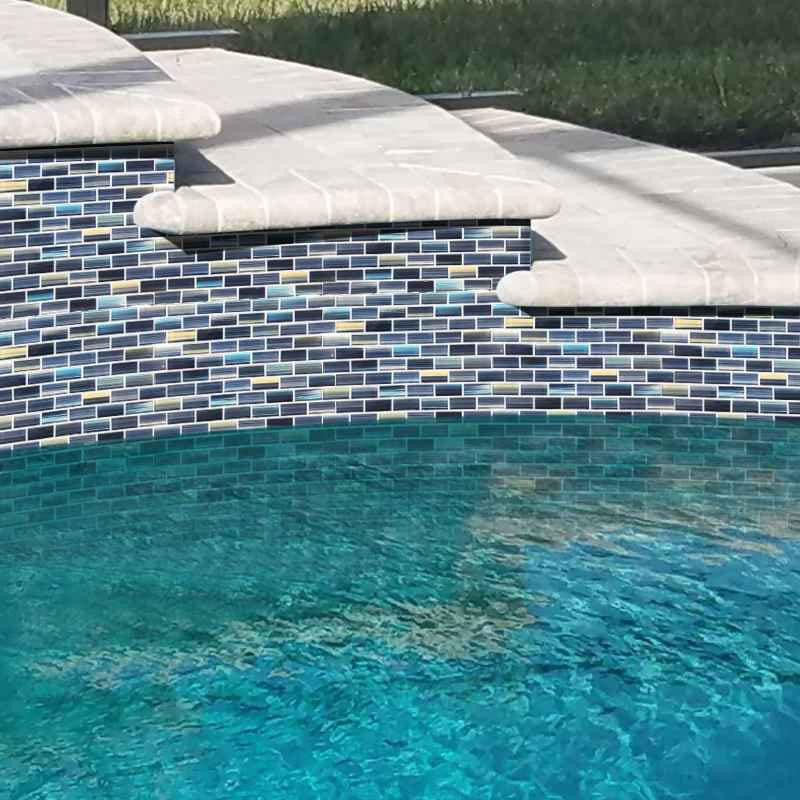 Mosaico de vidrio azul puro 1x2 Lámina de 12x12