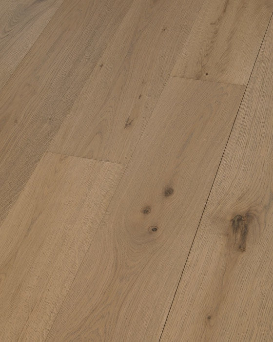 Madera dura de roble blanco maciza de 7.5" Southport Barn Yard