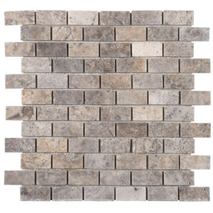 Mosaico de ladrillo de travertino plateado 1x2, acabado mate, en plancha de 12x12